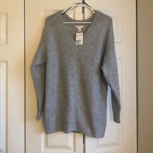 NWT H&M v-neck sweater/tunic